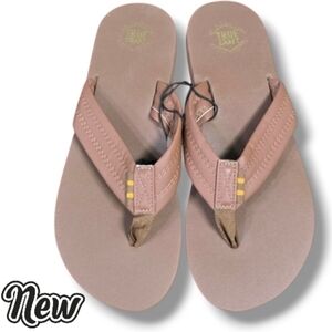 True Craft | Primrose Flat Faux Leather Casual Thong Sandals SIZE LARGE